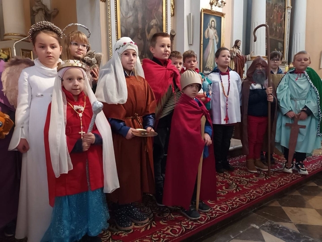 W niedzielę 30 października w naszym parafialnym kościele pod wezwaniem św. Marcina w Wodzisławiu, po raz pierwszy odbył się Korowód Świętych.